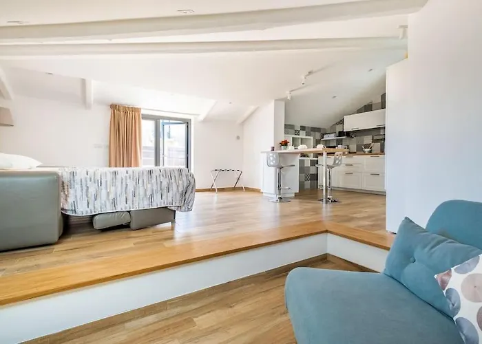 Apartment Domus Coppola *